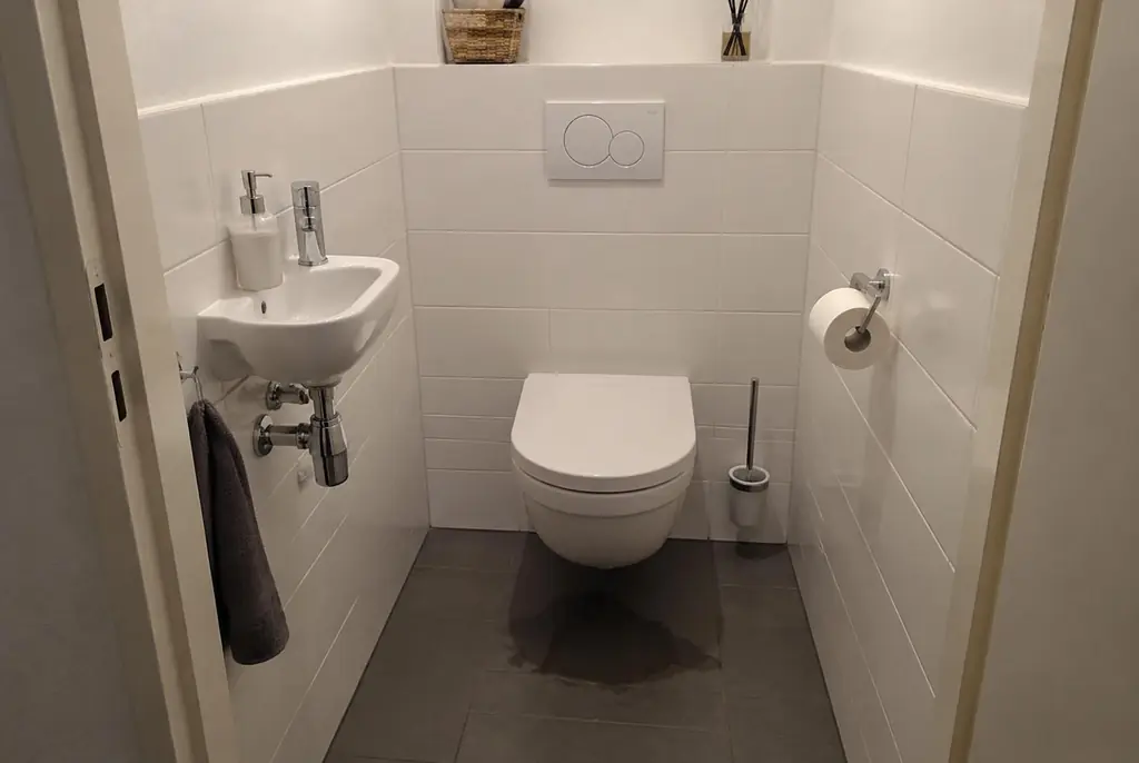 Lekdetectie Markelo – natte vloer bij een toilet
